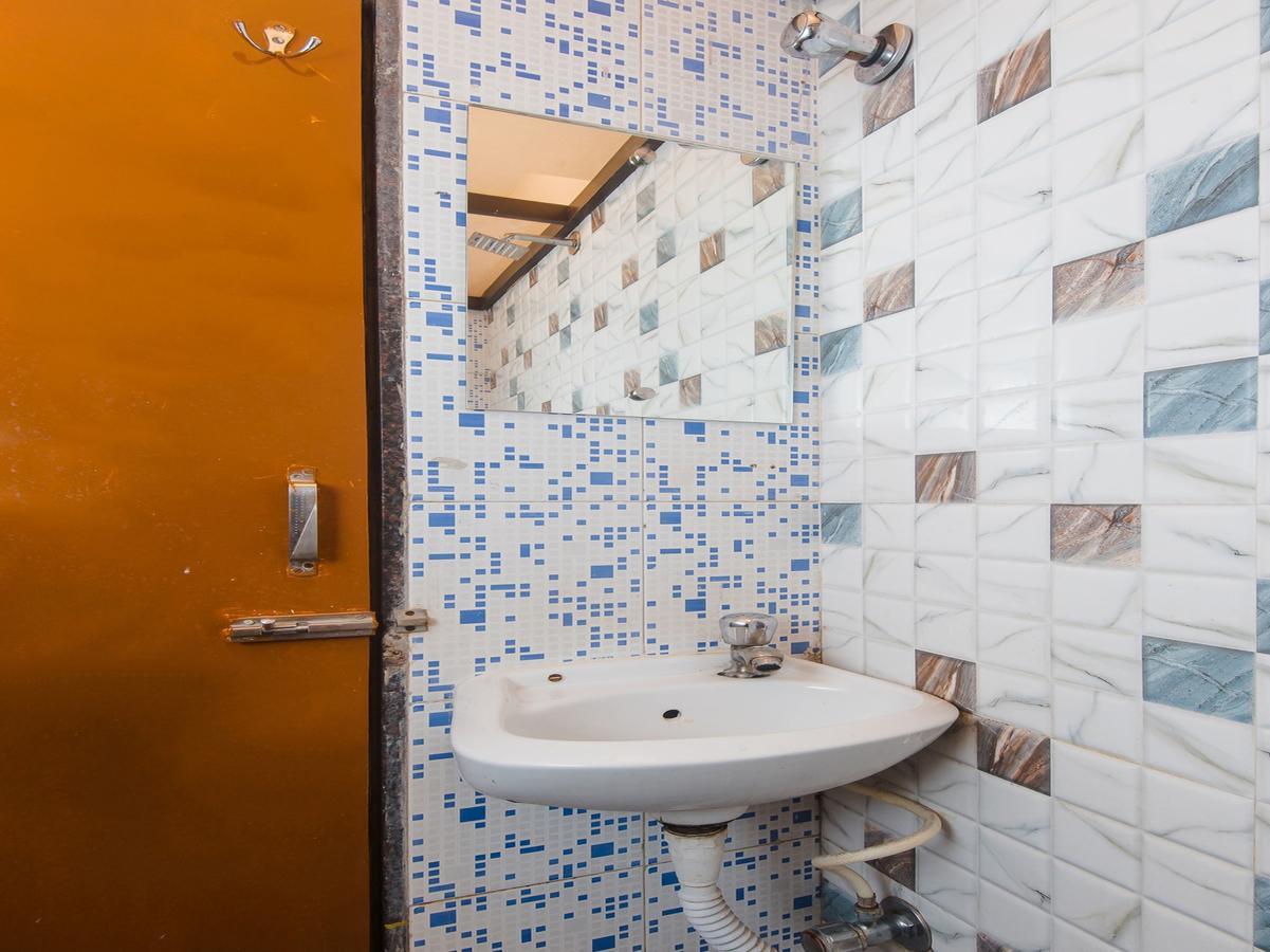 Hotel Shubham פאנבל מראה חיצוני תמונה